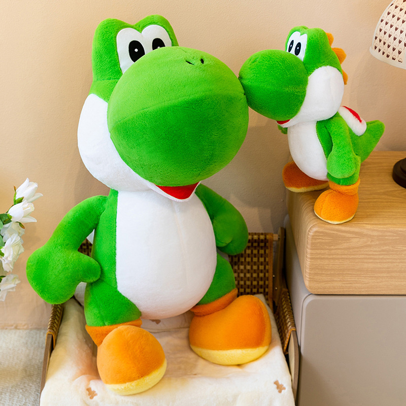 Home Decor Games - ตุ๊กตายี่ชิสีเขียวสุดน่ารัก ของเล่นตุ๊กตาไดโนเสาร์นุ่มนิ่ม หมอนอิงแสนสบาย ของตกแต่งบ้าน ของสะสม ของขวัญวันหยุด