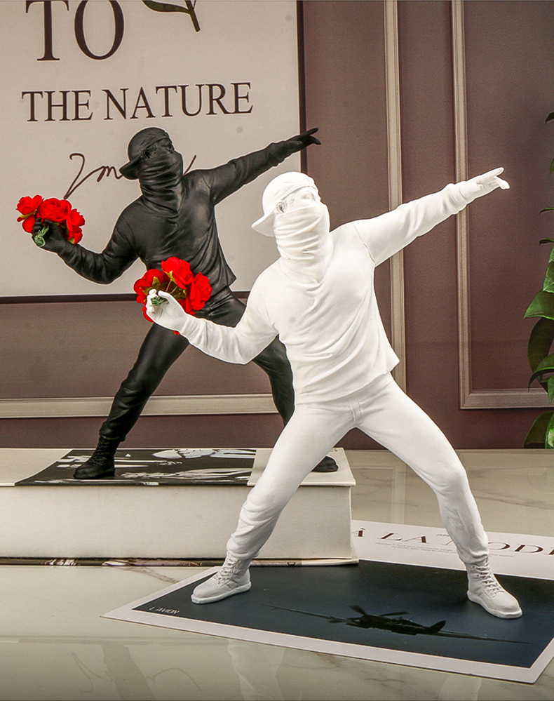 Banksy รูปปั้นศิลปะแอบสแตรกยัง - Abstract Sculpture Resin บทวิจารณ์และราคา